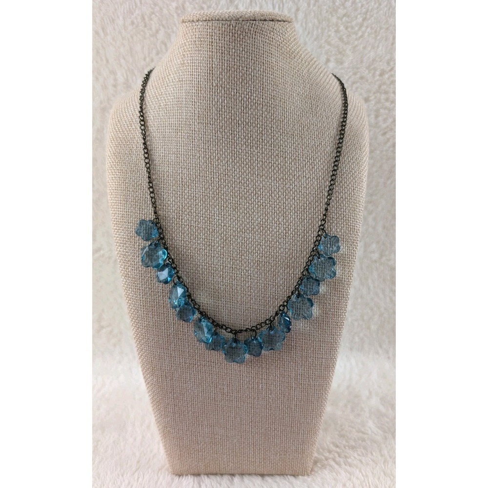 Vintage-Style Blue Flower Beaded Necklace Faceted Crystal Petals on Bronze Chain